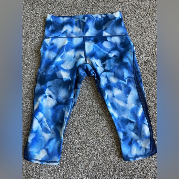 Lululemon leggings - Picture 2 of 4